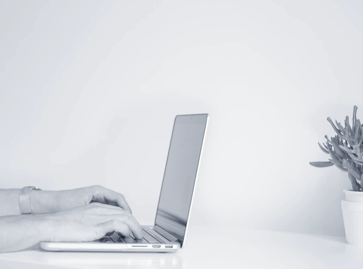 nordwood-themes-EZSm8xRjnX0-unsplash