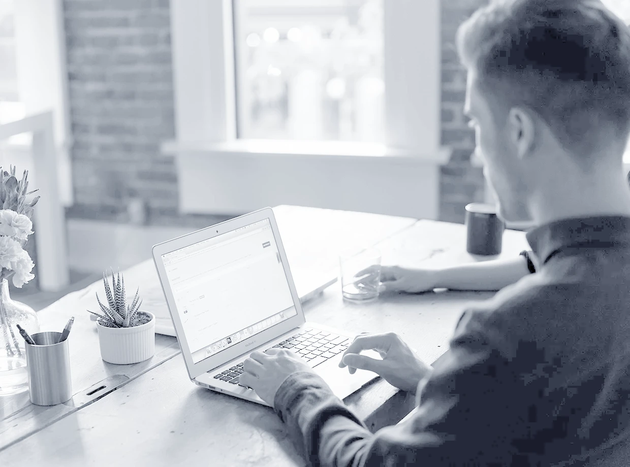 office_office_desk_laptop office_office_desk_laptop