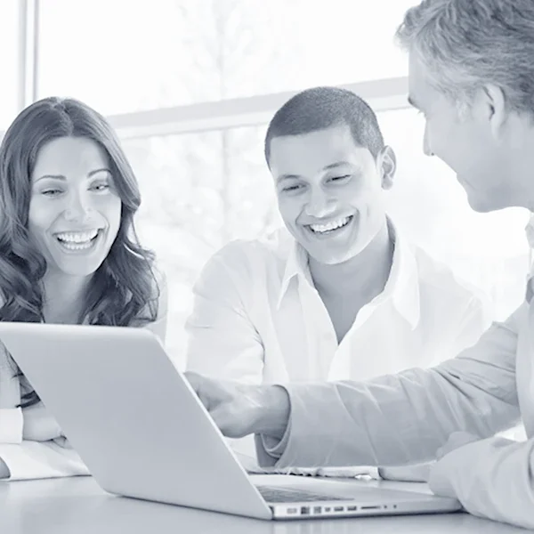 colleagues-discussing-invoice-factoring colleagues-discussing-invoice-factoring